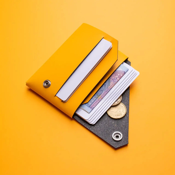 Wallet Yellow - Recycled Leather