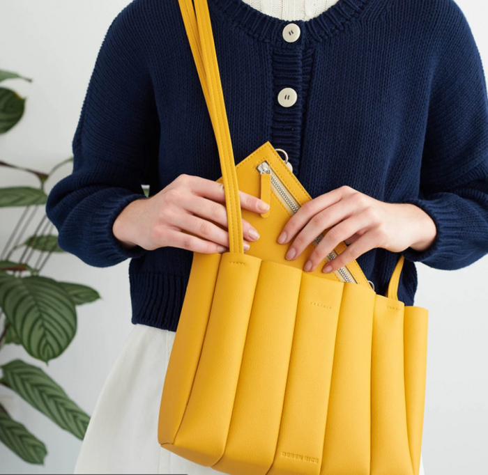 Tote Shell Bag D5 - Amber