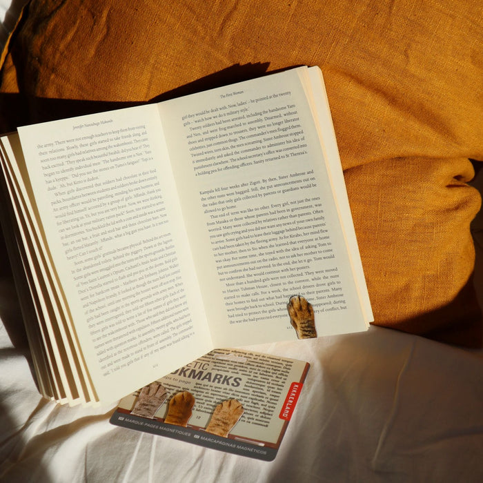 Magnetic Bookmark Paws