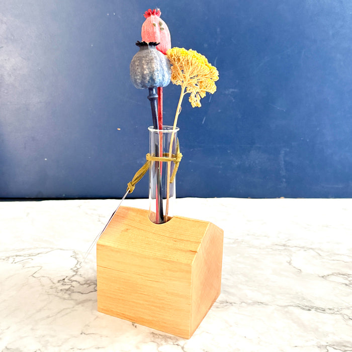 Teach Gloine Bud Vase